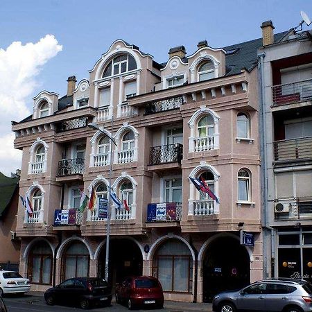Vila Ile de France Novi Sad Exterior foto