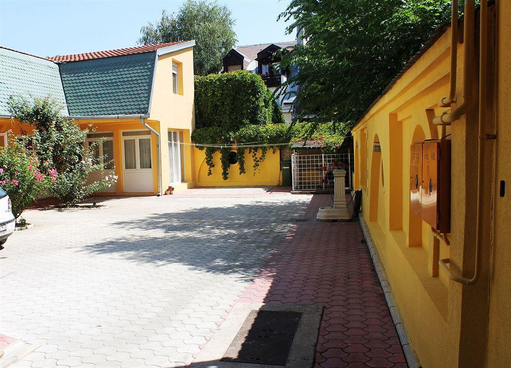 Vila Ile de France Novi Sad Exterior foto