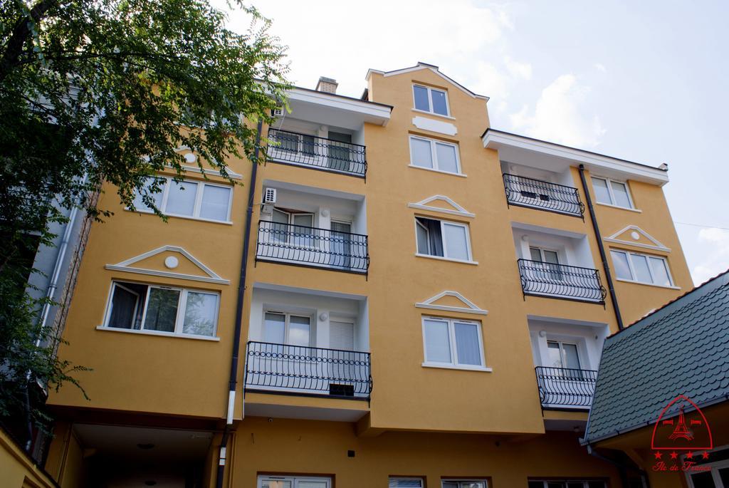 Vila Ile de France Novi Sad Exterior foto